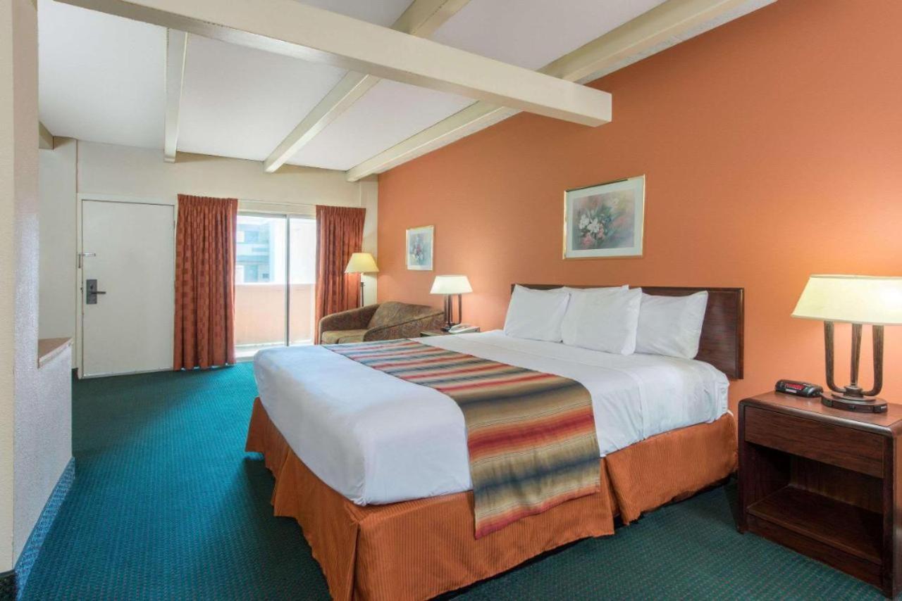 Haven Inn & Suites St Louis Hazelwood - Airport North Exteriér fotografie